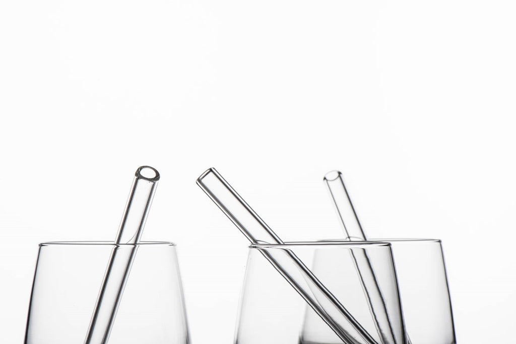 earth straws with brush